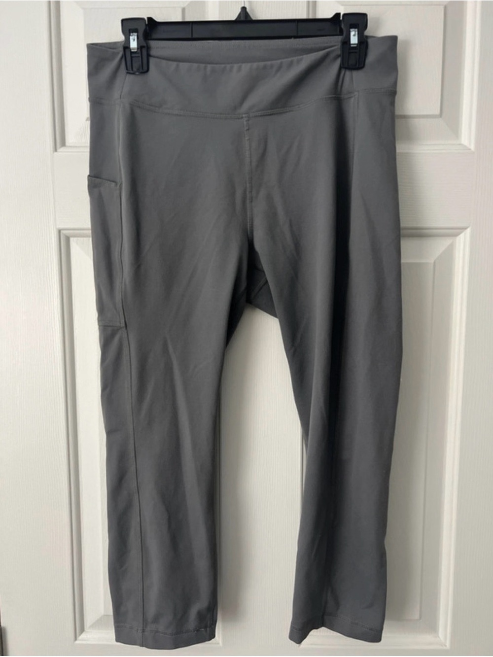 Columbia gray leggings with side pocket Size Large EUC